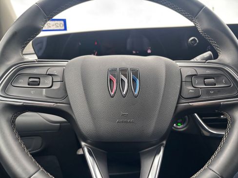 Used 2025 Buick Encore GX Preferred FWD image 27