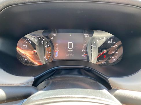 Used 2025 Jeep Compass Limited AWD/4WD image 16