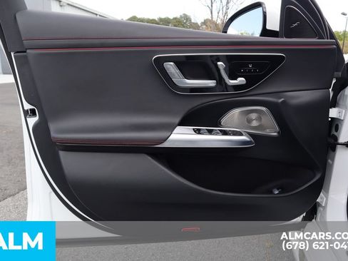 Used 2025 Mercedes-Benz E 53 AMG e 4MATIC Sedan image 10