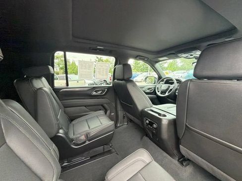 Used 2024 Chevrolet Suburban RST w/ Sport Performance Package AWD/4WD image 20
