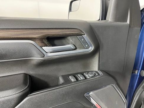 Used 2023 Chevrolet Silverado 1500 RST w/ Protection Package AWD/4WD image 10