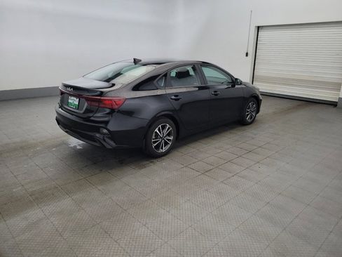 Used 2023 Kia Forte LXS w/ LXS Technology Package FWD image 10