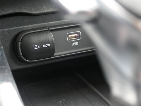 Used 2024 Kia Telluride S w/ S Sunroof Package FWD image 22