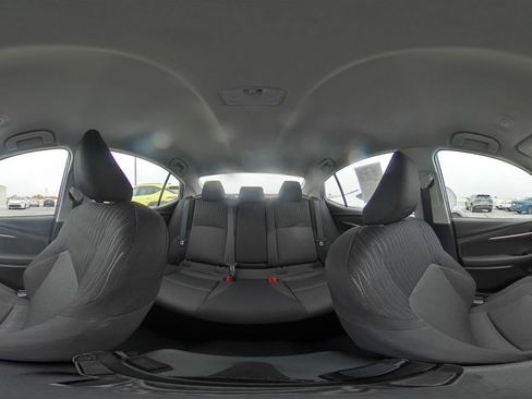 Used 2025 Toyota Camry LE image 41