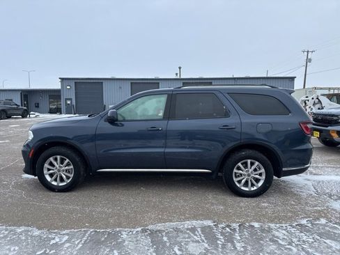 Used 2021 Dodge Durango SXT image 4