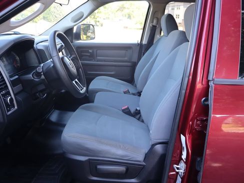 Used 2018 RAM 2500 Tradesman w/ Chrome Appearance Group AWD/4WD image 19