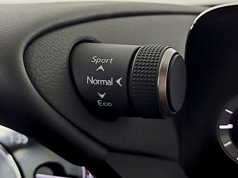 Used 2025 Lexus ES 300h w/ Premium Package image 25