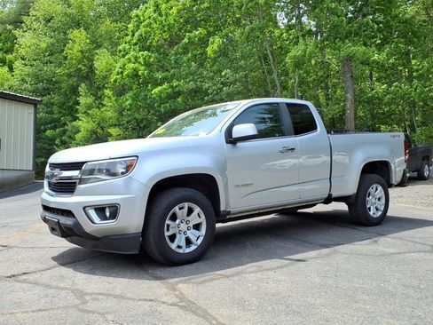 Used 2017 Chevrolet Colorado LT w/ LT Convenience Package AWD/4WD image 1