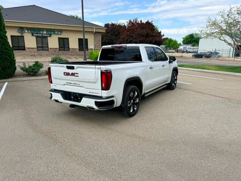 Used 2022 GMC Sierra 1500 Denali w/ Denali Reserve Package AWD/4WD image 5