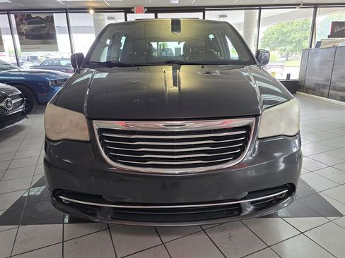 Used 2012 Chrysler Town & Country Touring w/ Entertainment Group #1 image 2