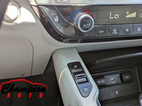 Used 2021 Kia Telluride EX w/ EX Premium Package AWD/4WD image 28
