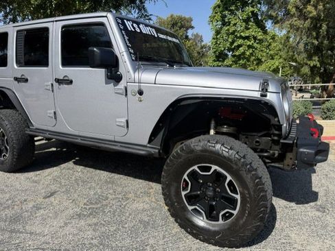 Used 2016 Jeep Wrangler Unlimited Rubicon AWD/4WD image 34