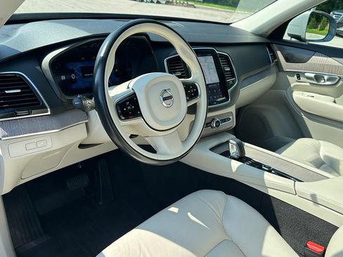 Used 2024 Volvo XC90 T8 Plus w/ Protection Package Premier AWD/4WD image 31