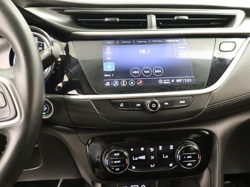 Used 2022 Buick Encore GX Select w/ Advanced Technology Package FWD image 10
