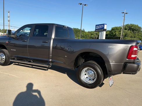 Used 2023 RAM 3500 Laramie AWD/4WD image 14