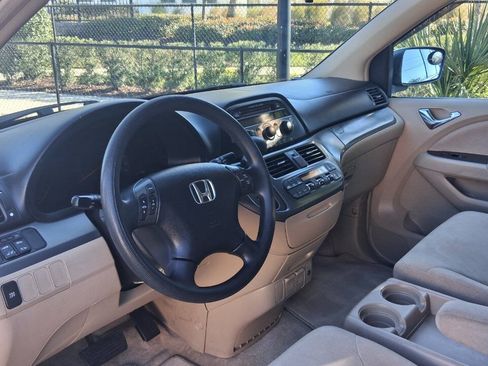 Used 2006 Honda Odyssey EX image 7