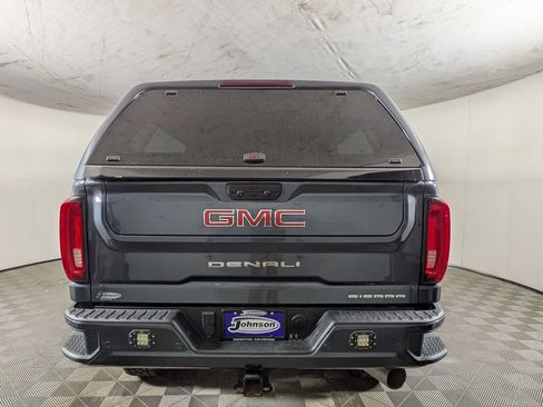 Used 2020 GMC Sierra 2500 Denali w/ Denali Ultimate Package AWD/4WD image 8