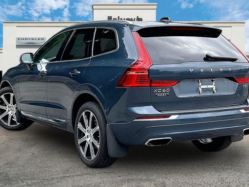 Used 2021 Volvo XC60 T5 Inscription AWD/4WD image 12