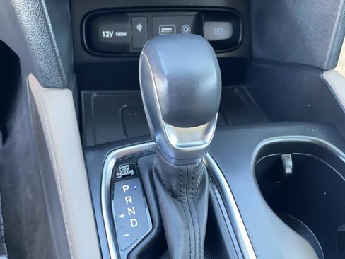 Used 2020 Hyundai Santa Fe Limited image 16