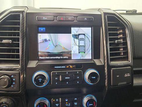 Used 2020 Ford F150 Lariat w/ Equipment Group 502A Luxury AWD/4WD image 20