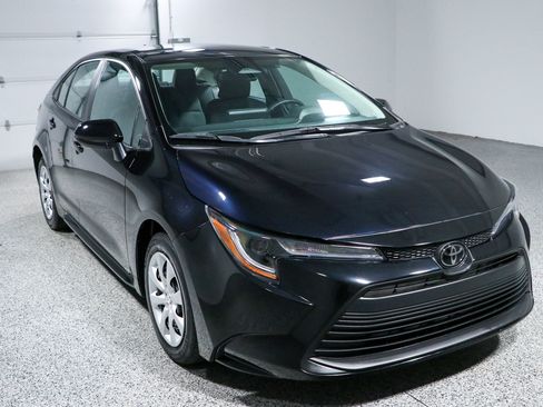 Used 2024 Toyota Corolla LE FWD image 5