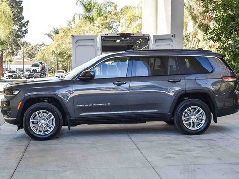 New 2026 Jeep Grand Cherokee L Laredo w/ MOPAR Finishing Package image 3