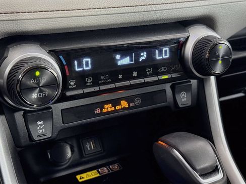 Used 2023 Toyota RAV4 XLE Premium FWD image 16