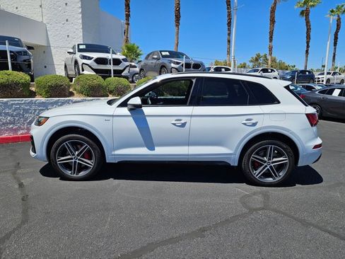 Used 2024 Audi Q5 e Premium Plus w/ Premium Plus Package AWD/4WD image 9