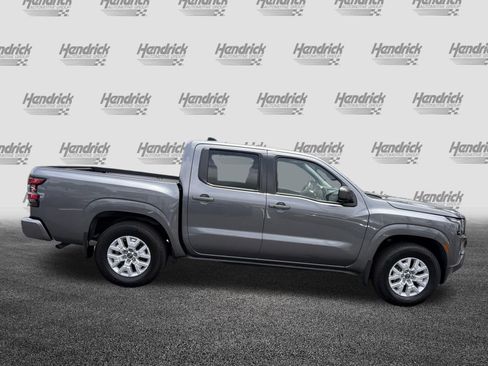 Used 2024 Nissan Frontier SV w/ SV Convenience Package RWD image 11