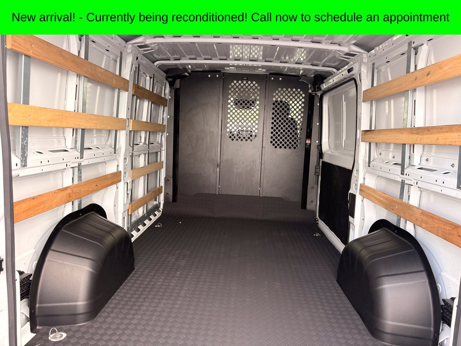 Used 2025 RAM ProMaster 2500 w/ U-Haul Equipment Group FWD image 11