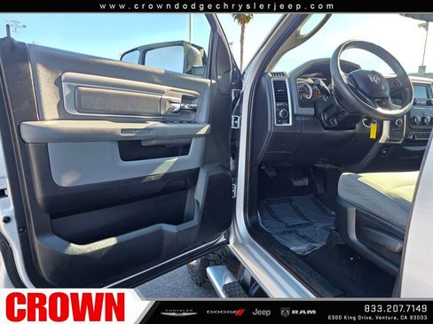 Used 2018 RAM 2500 SLT image 23