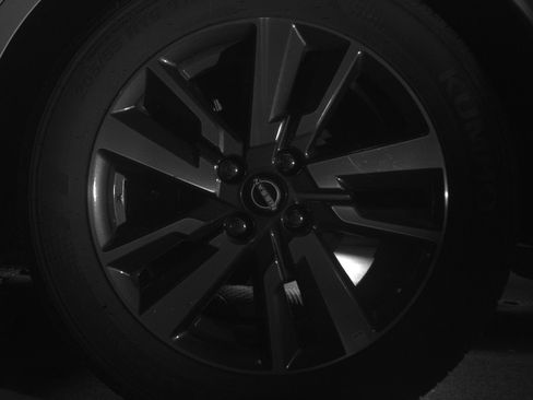 Used 2025 Nissan Versa SV w/ Trunk Package FWD image 14