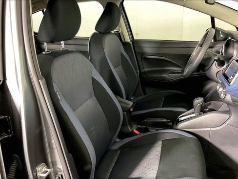 Used 2025 Nissan Versa SV w/ Trunk Package FWD image 10