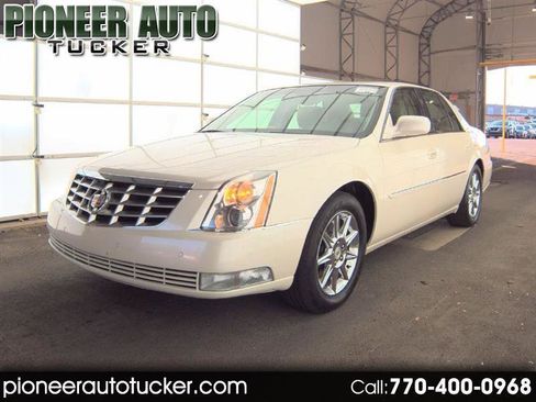 Used 2010 Cadillac DTS Luxury image 1