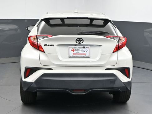 Used 2020 Toyota C-HR LE FWD image 7