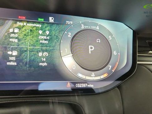 Used 2023 Land Rover Range Rover Sport SE Dynamic image 38