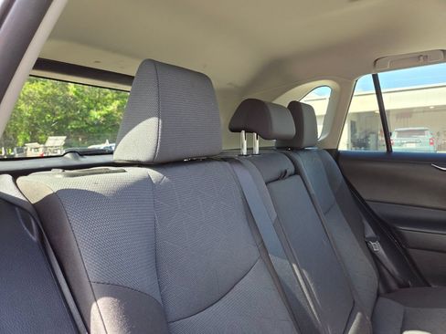 Used 2025 Toyota RAV4 XLE w/ Convenience Package FWD image 18