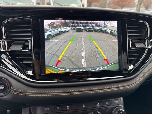 Used 2023 Dodge Durango R/T image 17