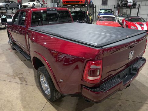 Used 2024 RAM 3500 Limited AWD/4WD image 16