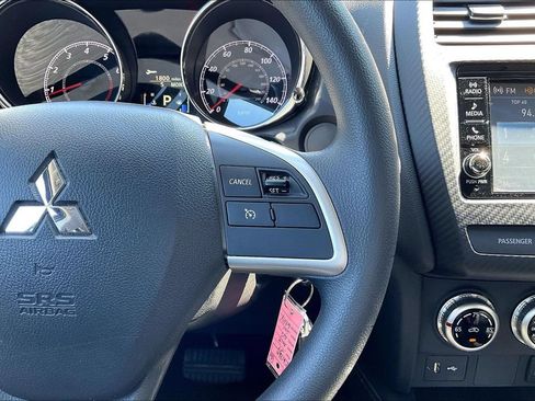 Used 2024 Mitsubishi Outlander Sport ES AWD/4WD image 18