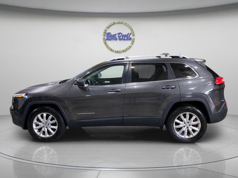 Used 2016 Jeep Cherokee Limited AWD/4WD image 2