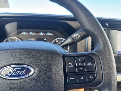 Used 2025 Ford F450 XLT w/ 360-Degree Camera Package AWD/4WD image 17