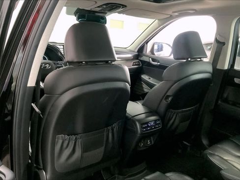 Used 2021 Hyundai Palisade Limited image 10
