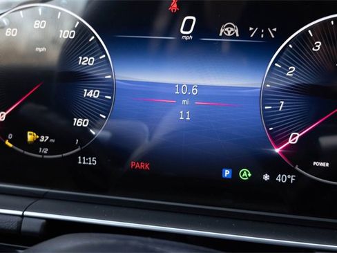 New 2026 Mercedes-Benz GLE 450 GLE 450 image 3