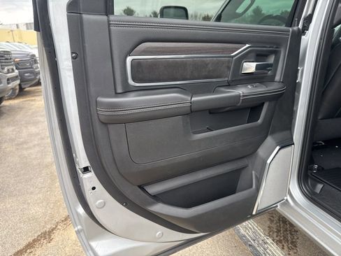 New 2026 RAM 2500 Laramie AWD/4WD image 27