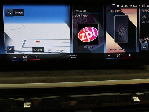 Used 2023 BMW X7 xDrive40i w/ Executive Package image 57