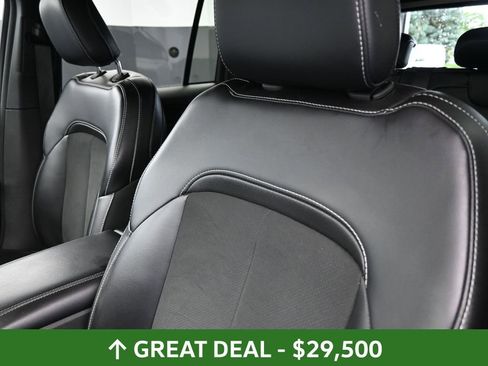 Used 2024 Jeep Grand Cherokee Altitude image 20