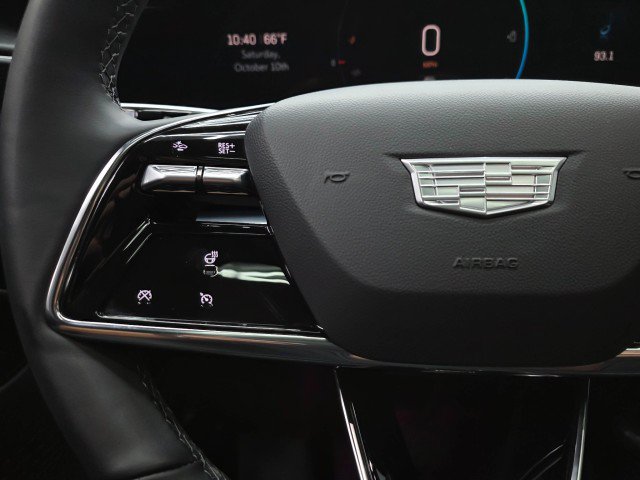Used 2024 Cadillac Lyriq Sport AWD/4WD image 21