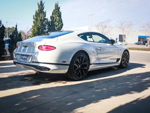 Used 2024 Bentley Continental GT S image 11