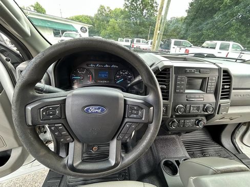 Used 2019 Ford F350 XL w/ Power Equipment Group AWD/4WD image 16